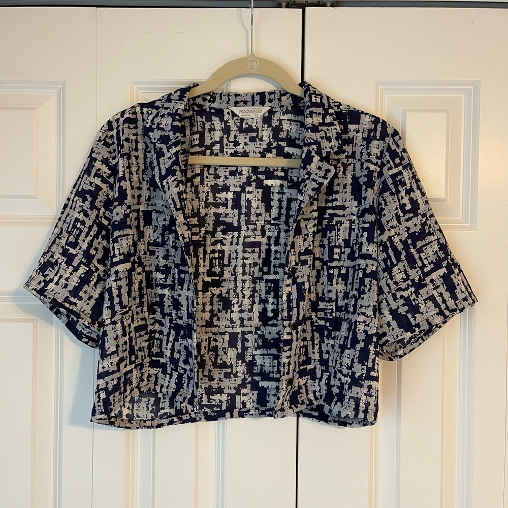 BUTTON DOWN CROP TOP